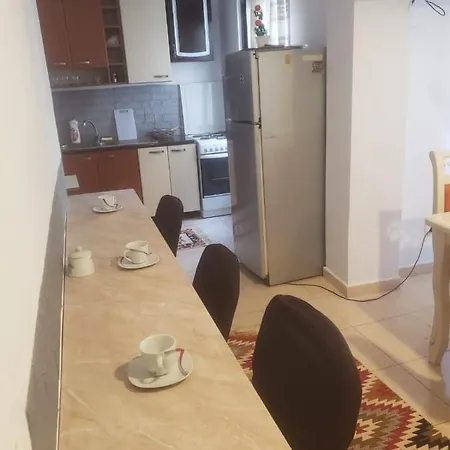 Hostel Split Rock Tiran