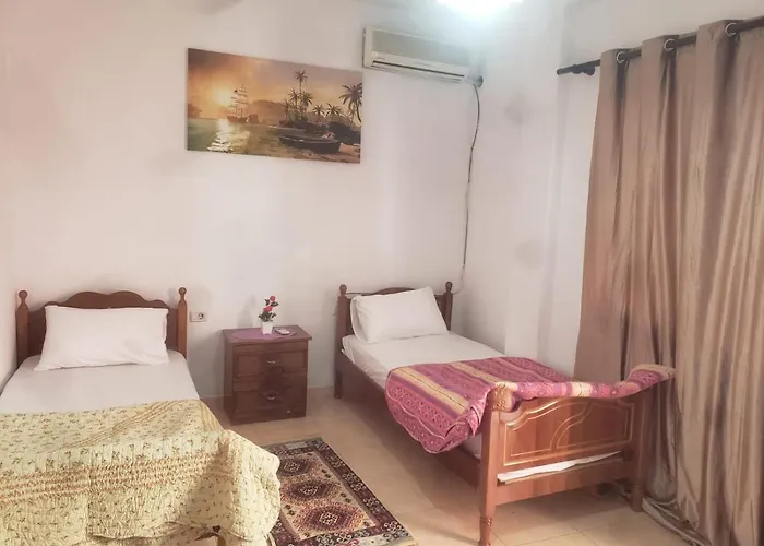 Split Rock * Τίρανα