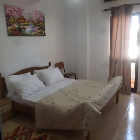 Split Rock Hostel