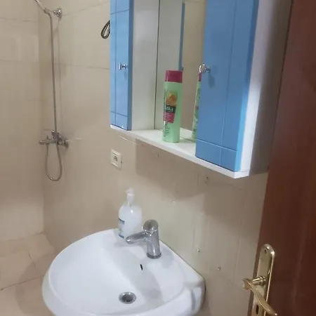 Hostel Split Rock Tirana
