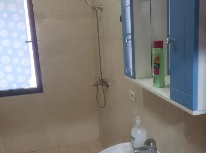 Split Rock ティラナ